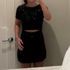 LBD sequins dress! Perfect for date parties or fun formals!!